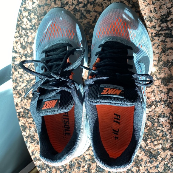 Nike Women’s Size 7 Structure 17 - Picture 3 of 9